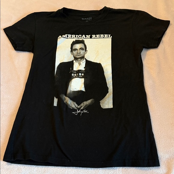 Black American Rebel Graphic Tee Johnny Cash - Picture 1 of 1
